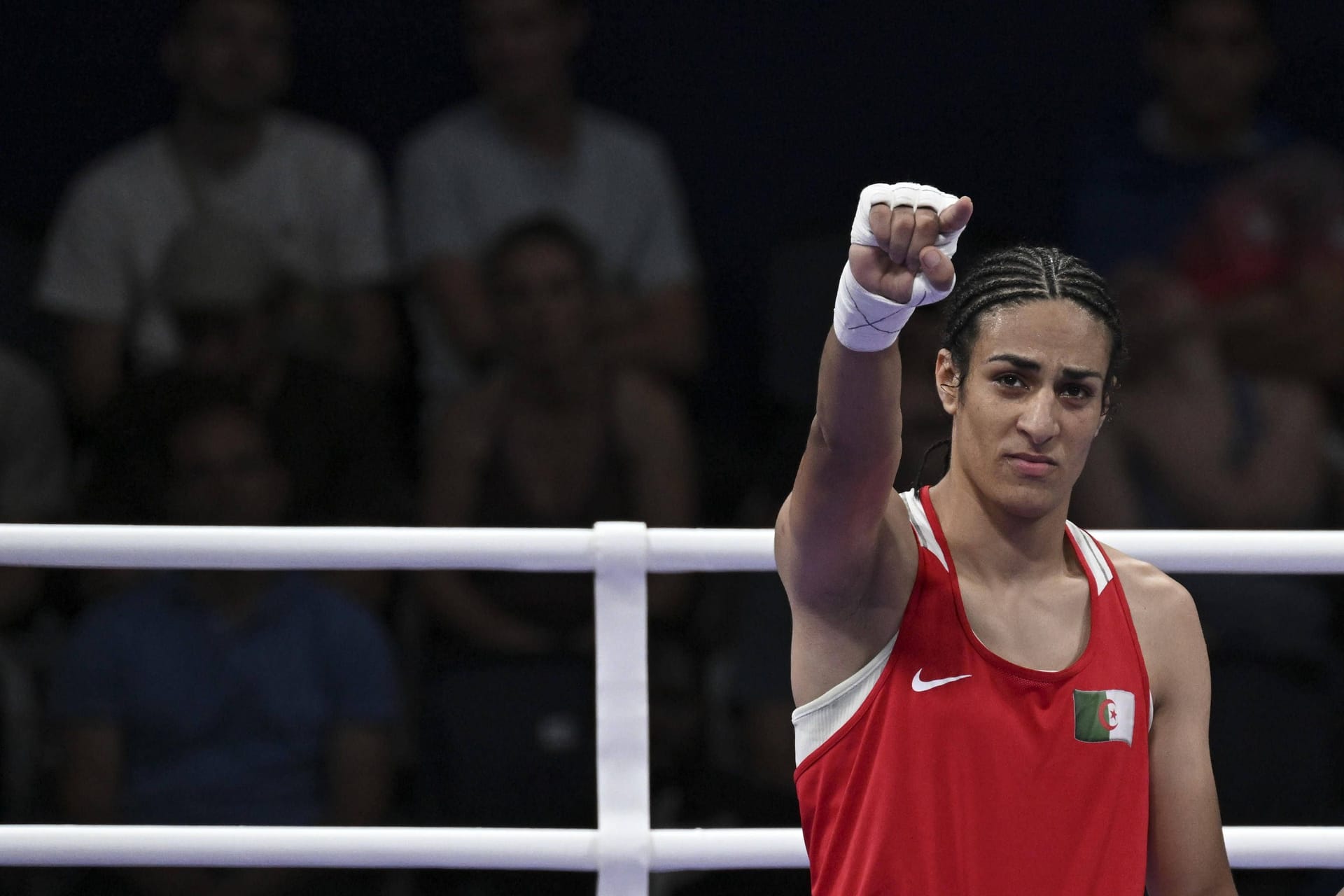 Die algerische Boxerin Imane Khelif: Um die Teilnahme der Sportler am olympischen Frauenboxen ist eine Kontroverse entbrannt.