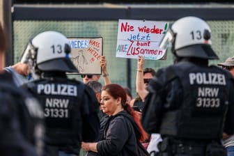 Nach der Messerattacke auf dem Solinger Stadtfest - Demonstration