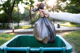 Mülltüte: Manchmal ist es besser, Abfall in einer Mülltüte zu sammeln.