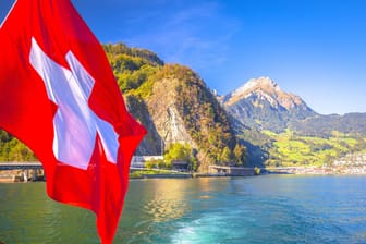 Wenn es ums Auswandern geht, haben die Deutschen eine klare Favoritin: Die Schweiz führt das Ranking an.