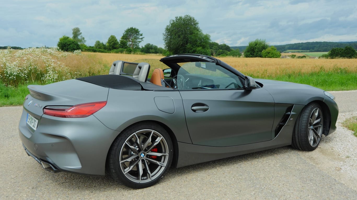 Cabrio von BMW (Symbolfoto): Von welcher Automarke das gestohlene Cabriolet stammt, wurde nicht bekannt.