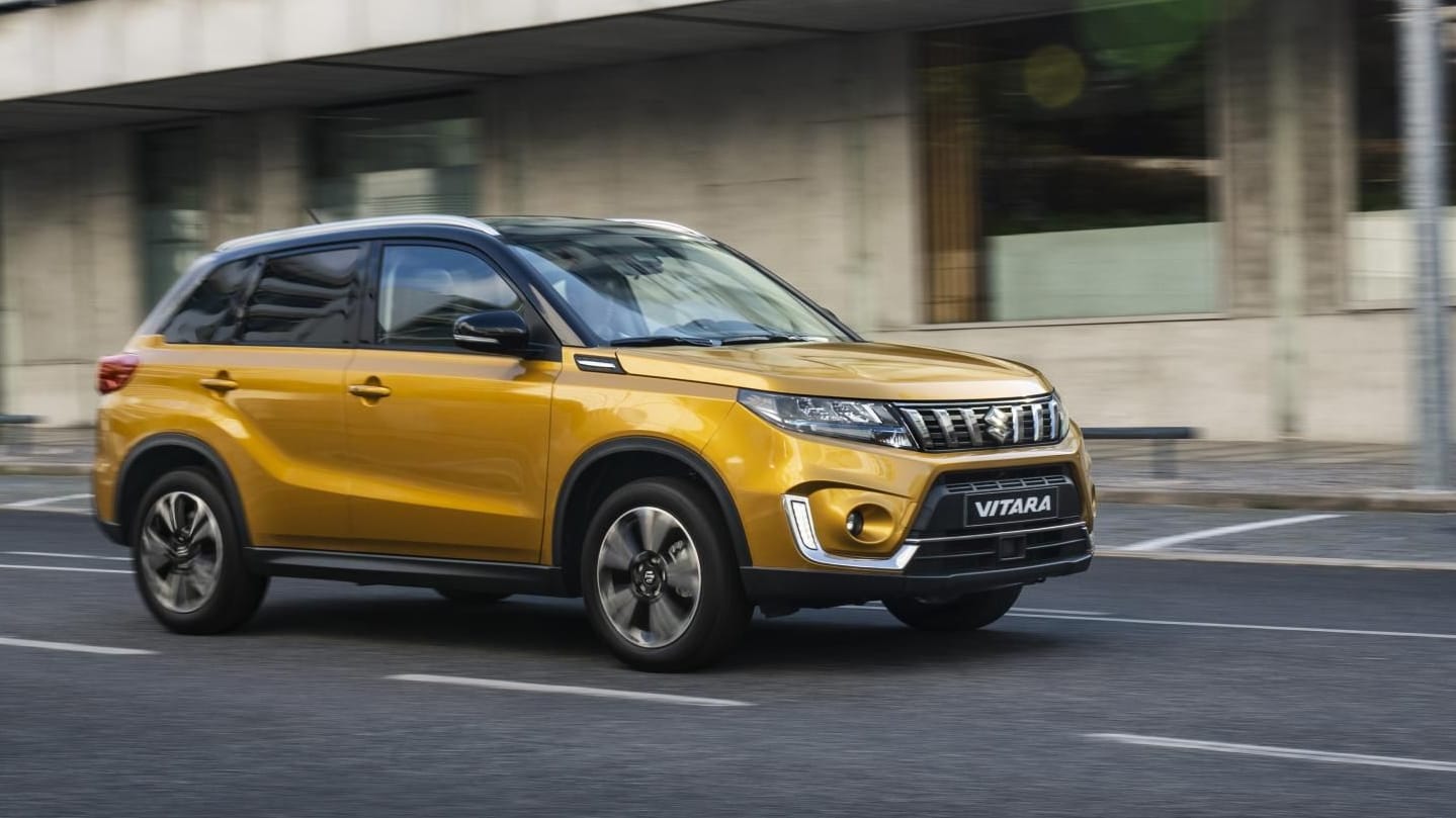 Der Suzuki Vitara in der Ausstattungslinie Comfort kommt unter anderem mit 17-Zoll-Leichtmetallfelgen.