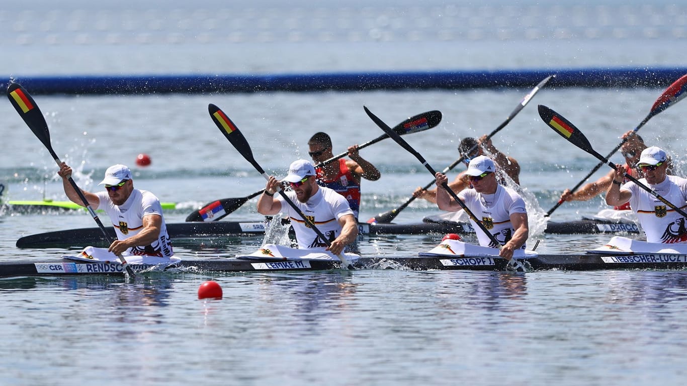 Max Rendschmidt, Max Lemke, Jacob Schopf und Tom Liebscher-Lucz in Aktion: Sie holten Gold für Deutschland.