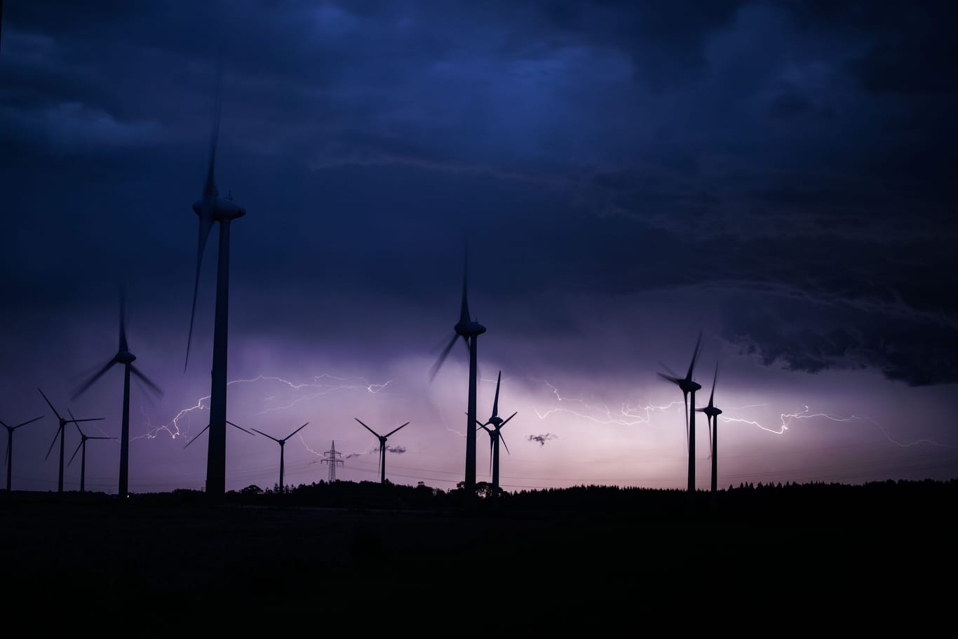 Unwetter in Niedersachsen: Auch am Mittwoch soll es heftig werden.