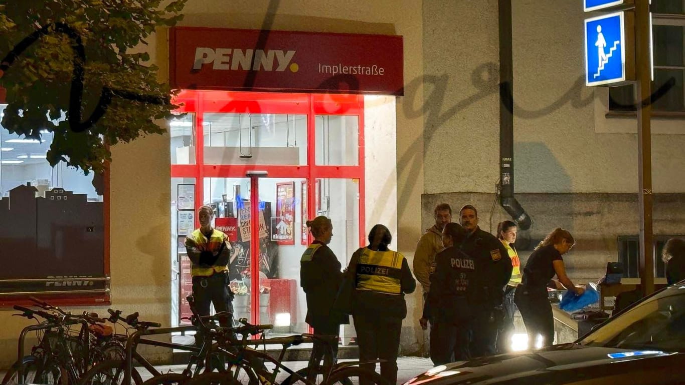 Die Penny-Filiale in der Implerstraße: Hier erschoss die Polizei am Montagabend eine Frau.