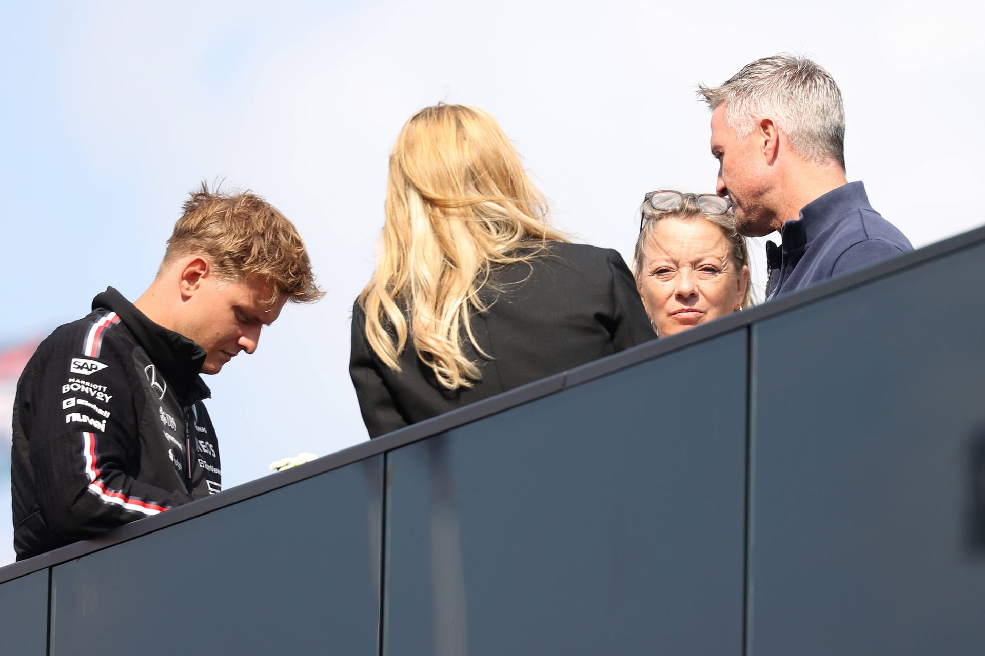 Mick, Corinna und Ralf Schumacher mit Sabine Kehm