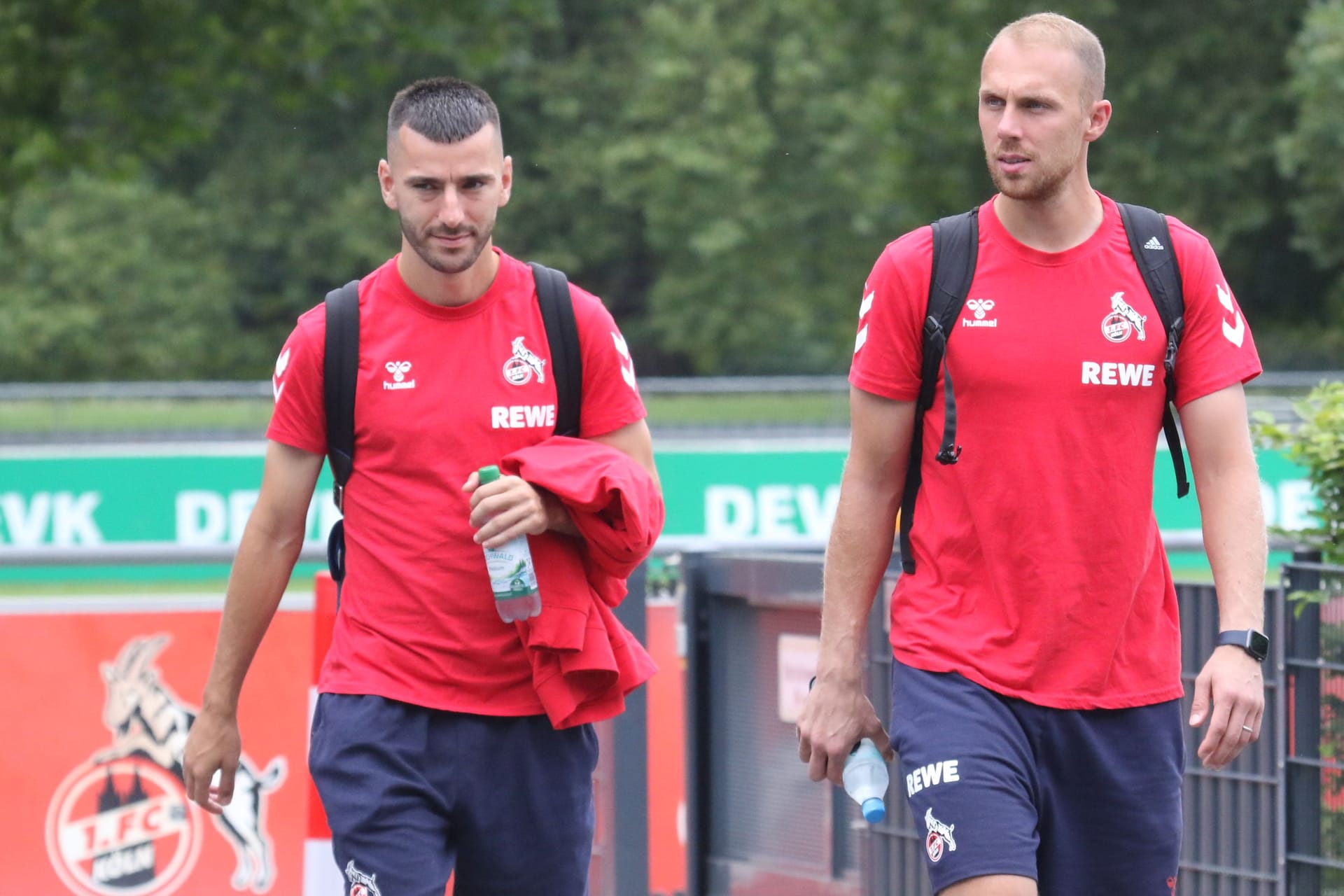 Sargis Adamyan und Marvin Schwäbe vor der Abfahrt nach Sandhausen.