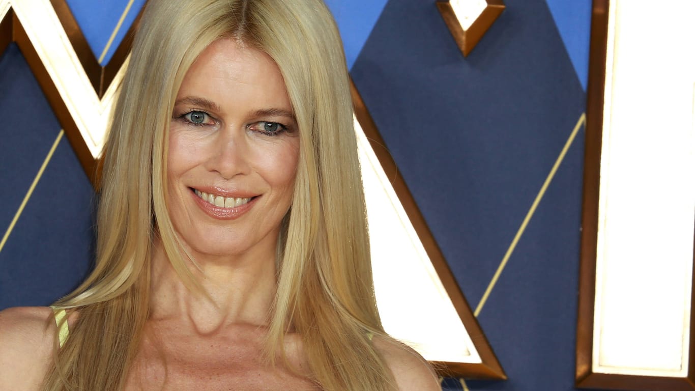 Claudia Schiffer: Mit 17 Jahren wurde sie entdeckt.