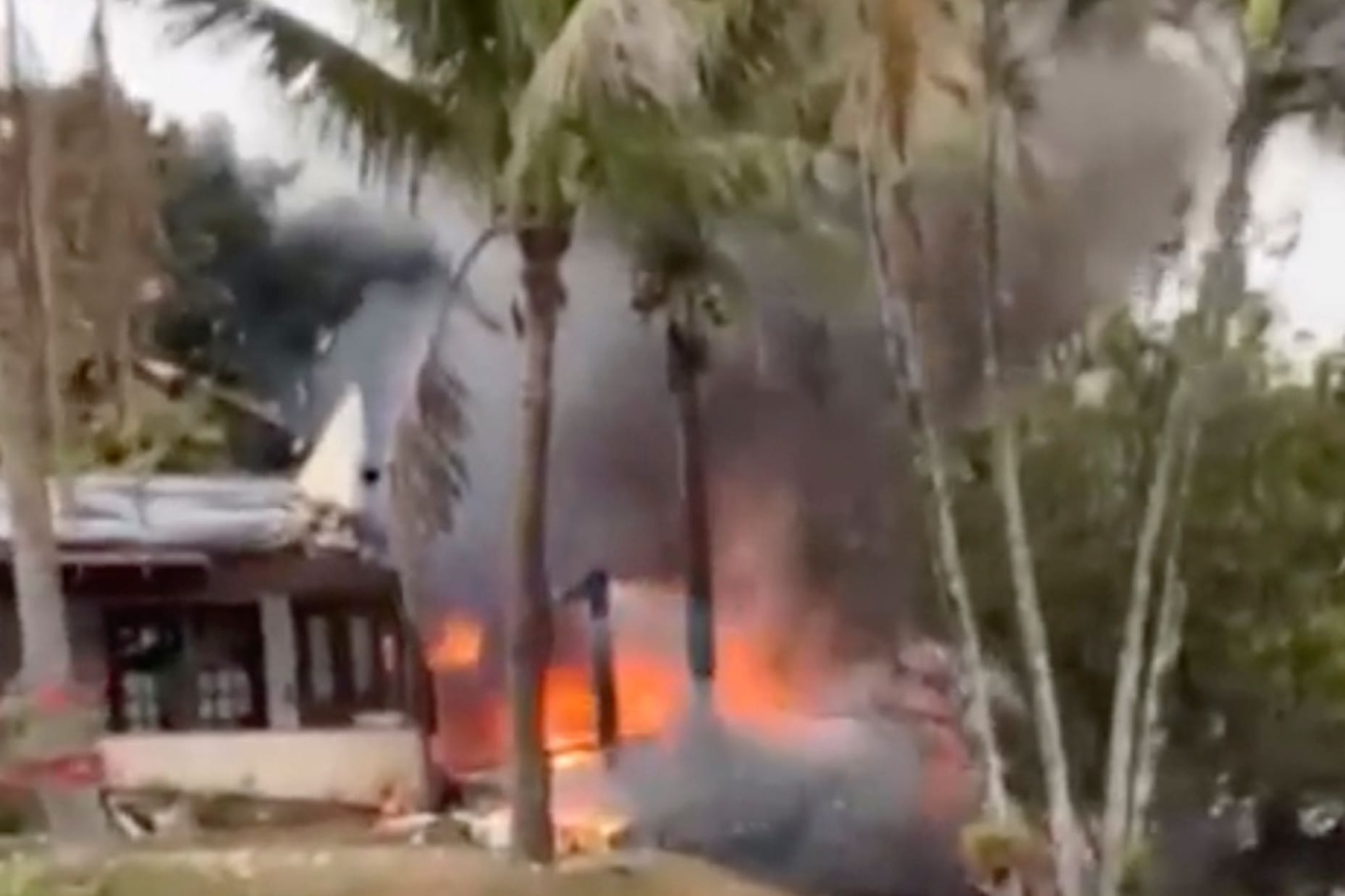 Brasilien, Vinhedo: Dieser Ausschnitt aus einem Video zeigt die Absturzstelle.