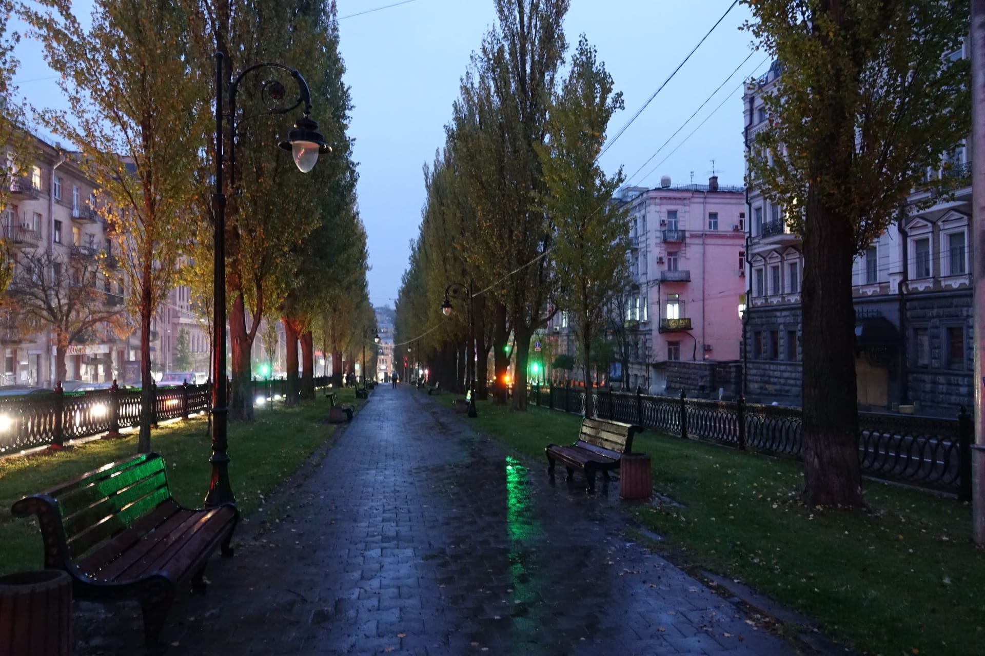 Ukraine-Krieg - Stromsparmaßnahmen in Kiew