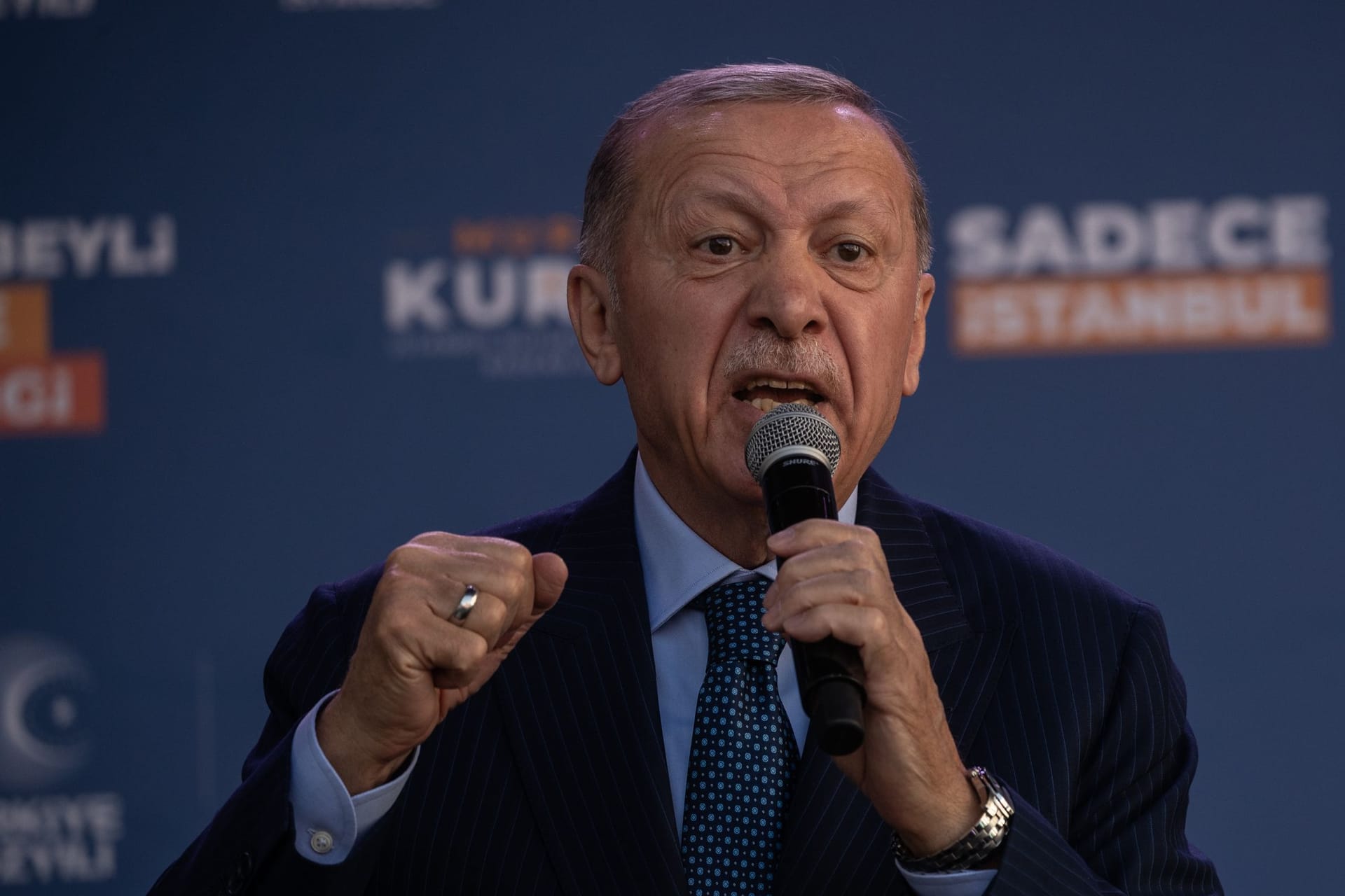 Recep Tayyip Erdoğan: Der türkische Präsident kämpft weiterhin gegen die Wirtschaftskrise ind er Türkei – mit bescheidenem Erfolg.