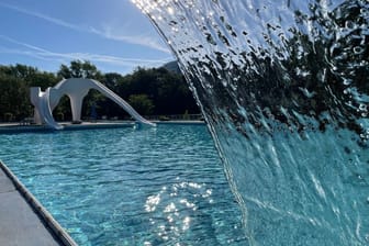 Das Essener Grugabad (Archivbild): Hier soll noch mindestens bis zum 8. September das Freibad geöffnet bleiben.