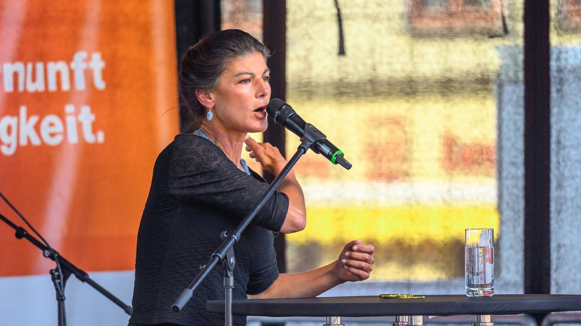 Sahra Wagenknecht im Wahlkampf: Ihr BSW könnte in Sachsen aus dem Stand ein zweistelliges Ergebnis erreichen.