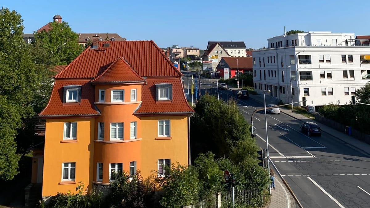 Der Weg zur Pörlitzer Höhe in Ilmenau.