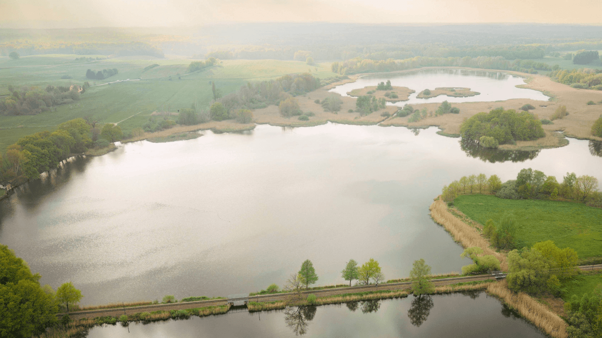 The five most beautiful bathing lakes in the area