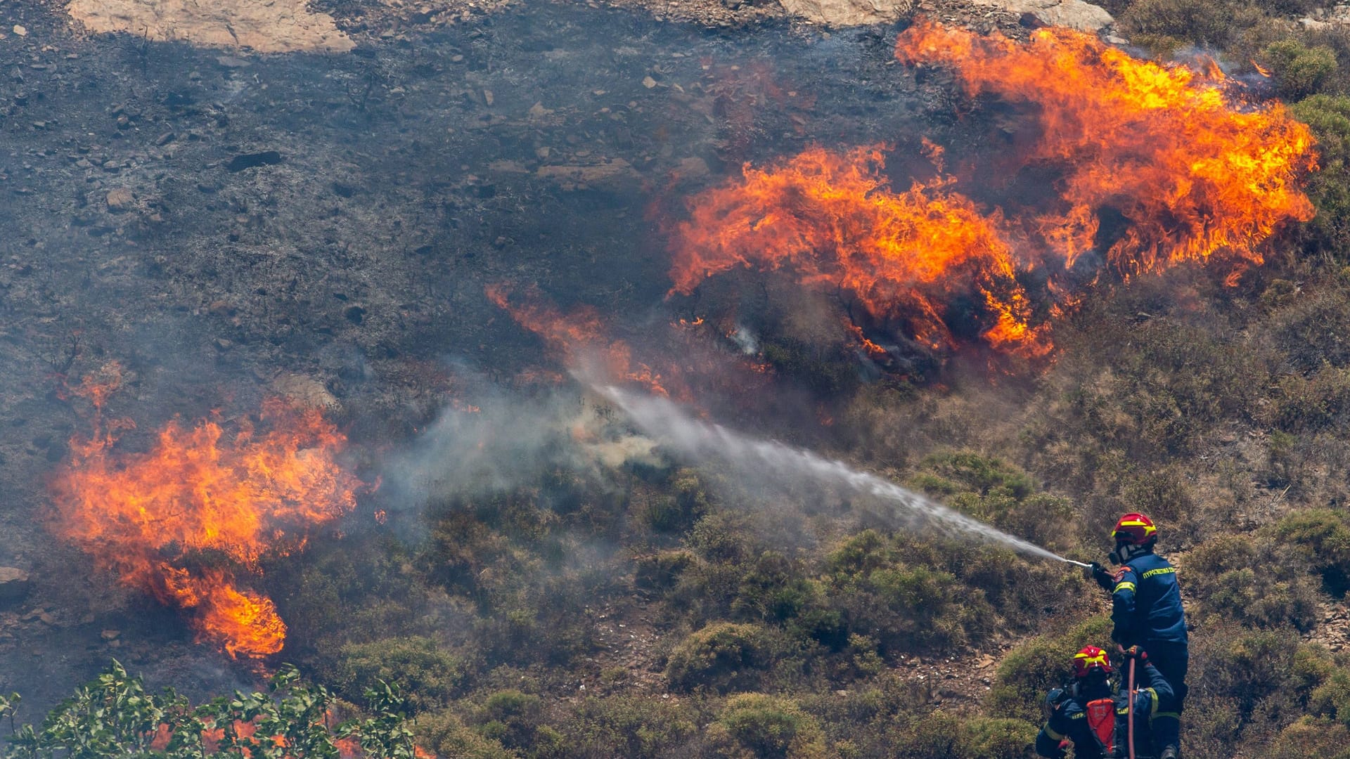 Feuer bei Athen: In Griechenland wüten in einigen Regionen Waldbrände.