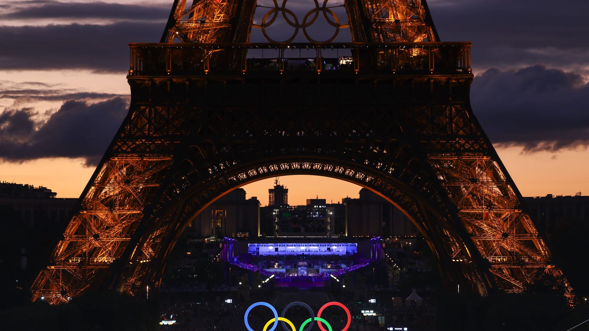 Der Eiffelturm in Paris: Die Olympischen Spiele starteten am 26. Juli und endeten am 11. August.