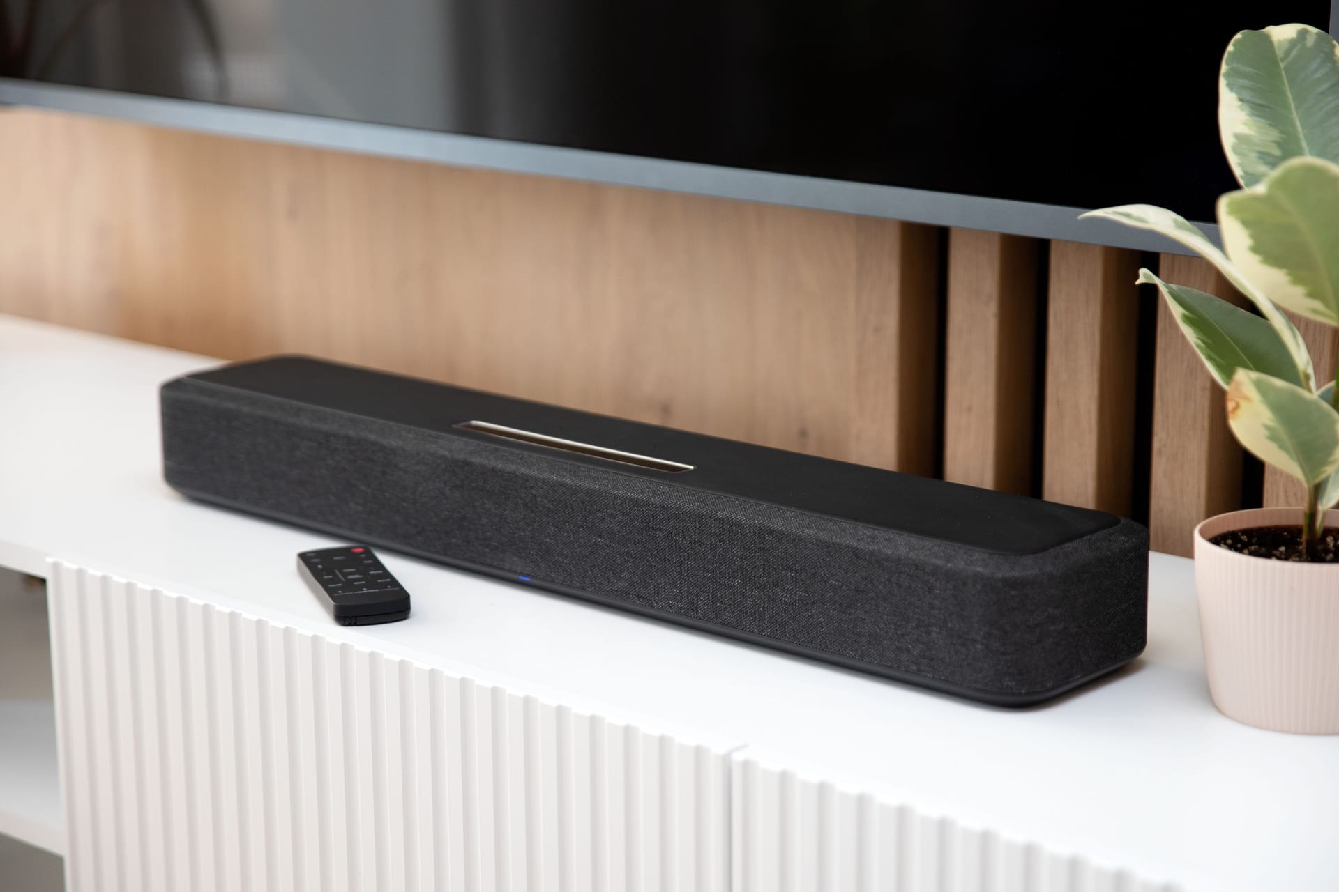 Soundbars im Test: Die Stiftung Warentest hat 21 neue Modelle geprüft.