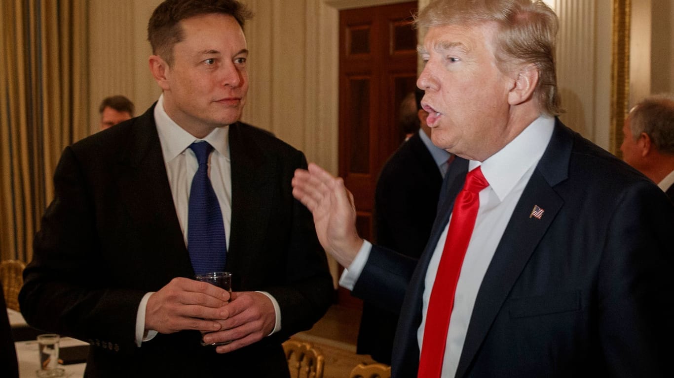 Elon Musk wirbt für den Feind der Demokratie, Donald Trump.