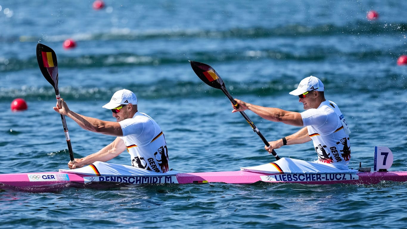 Max Rendschmidt und Tom Liebscher-Lucz während des 500m-Sprints im Kajak-Doppelzweier der Herren.