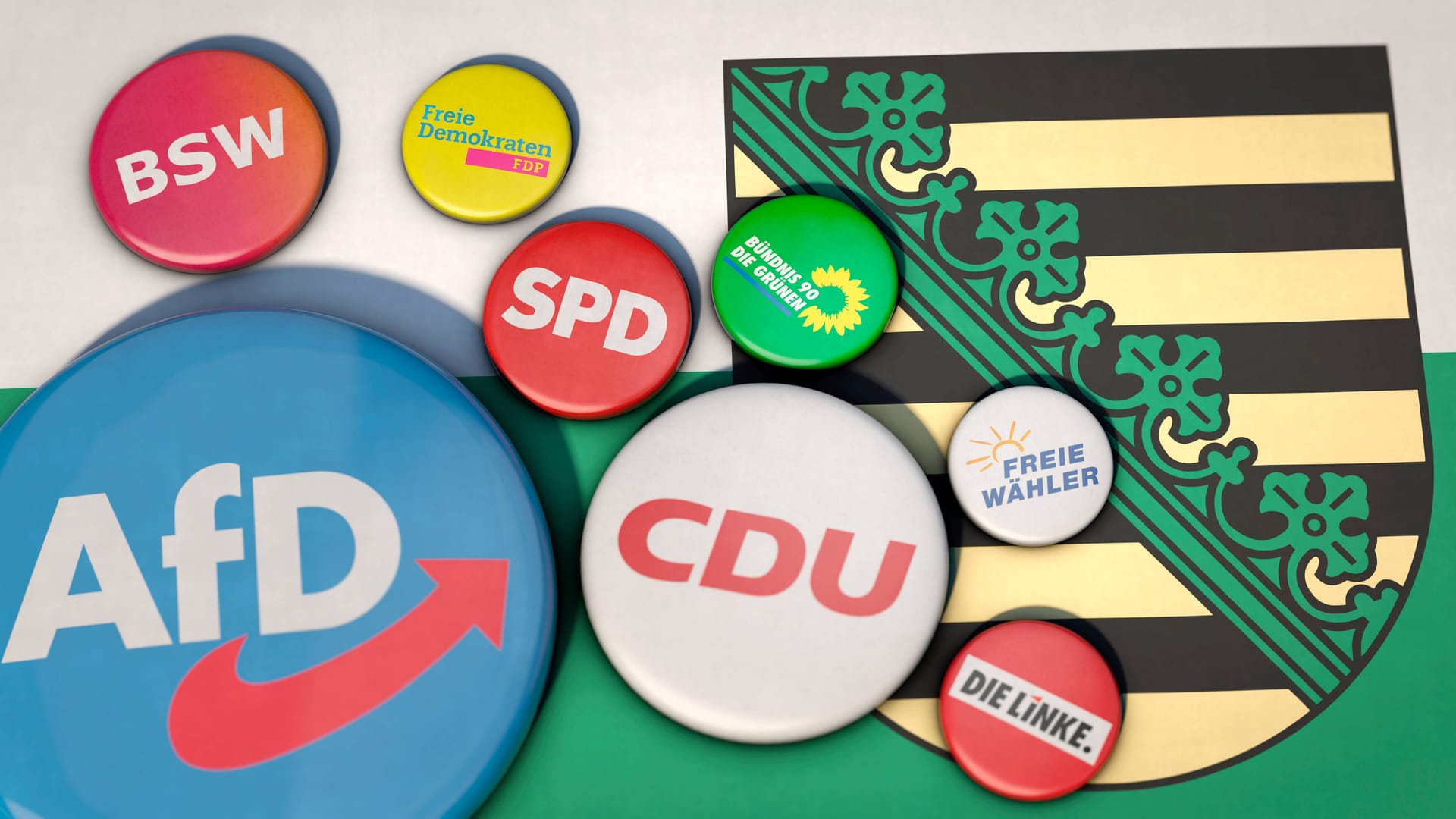 Die Parteien zur Landtagswahl, im Hintergrund das sächsische Landeswappen.