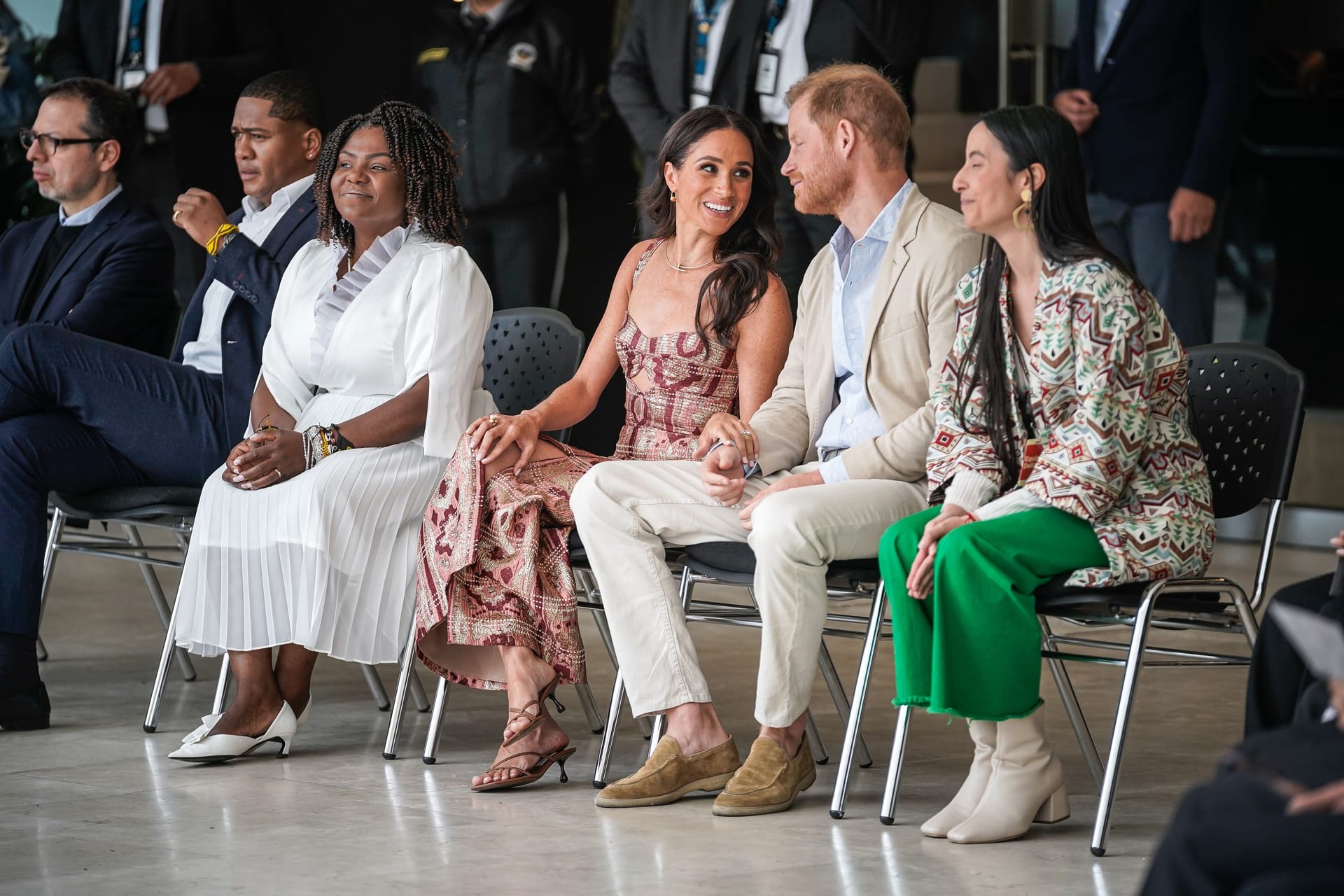 Herzogin Meghan und Prinz Harry bei einer Aufführung im Nationalen Zentrum der Künste