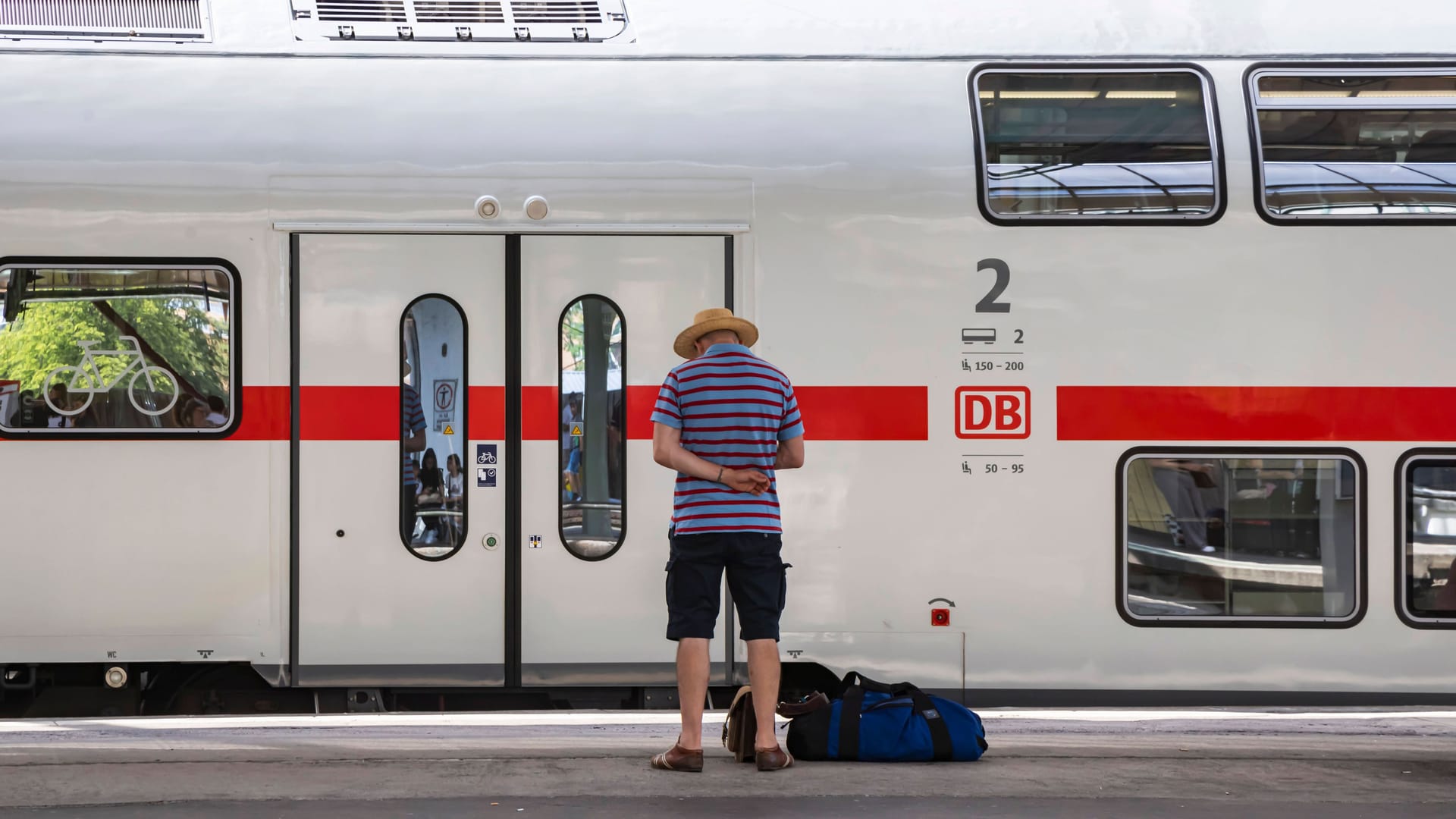 Viele verspätete Züge: Die Stiftung Warentest hat Züge der Deutschen Bahn auf ihre Pünktlichkeit getestet.