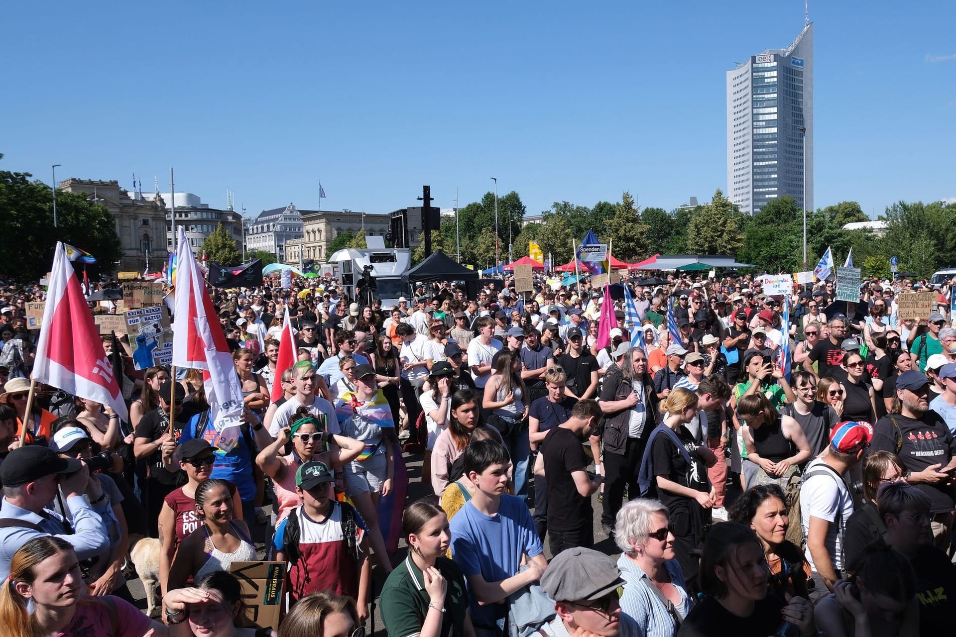 Demo gegen Rechtsextremismus
