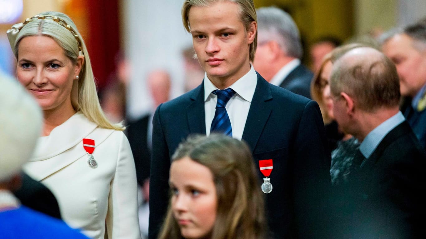 Mette-Marit und Marius Borg Høiby: Der 27-Jährige stammt aus einer früheren Beziehung der Kronprinzessin.