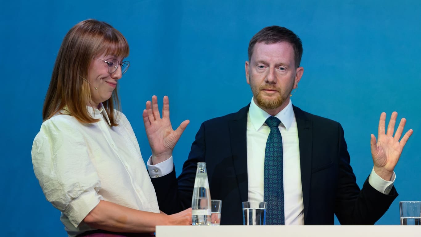 Sächsische Koalitionspartner: Justizministerin Katja Meier (Grüne) und Ministerpräsident Michael Kretschmer (CDU) beim Wahlforum der drei großen sächsischen Tageszeitungen zur Landtagswahl.