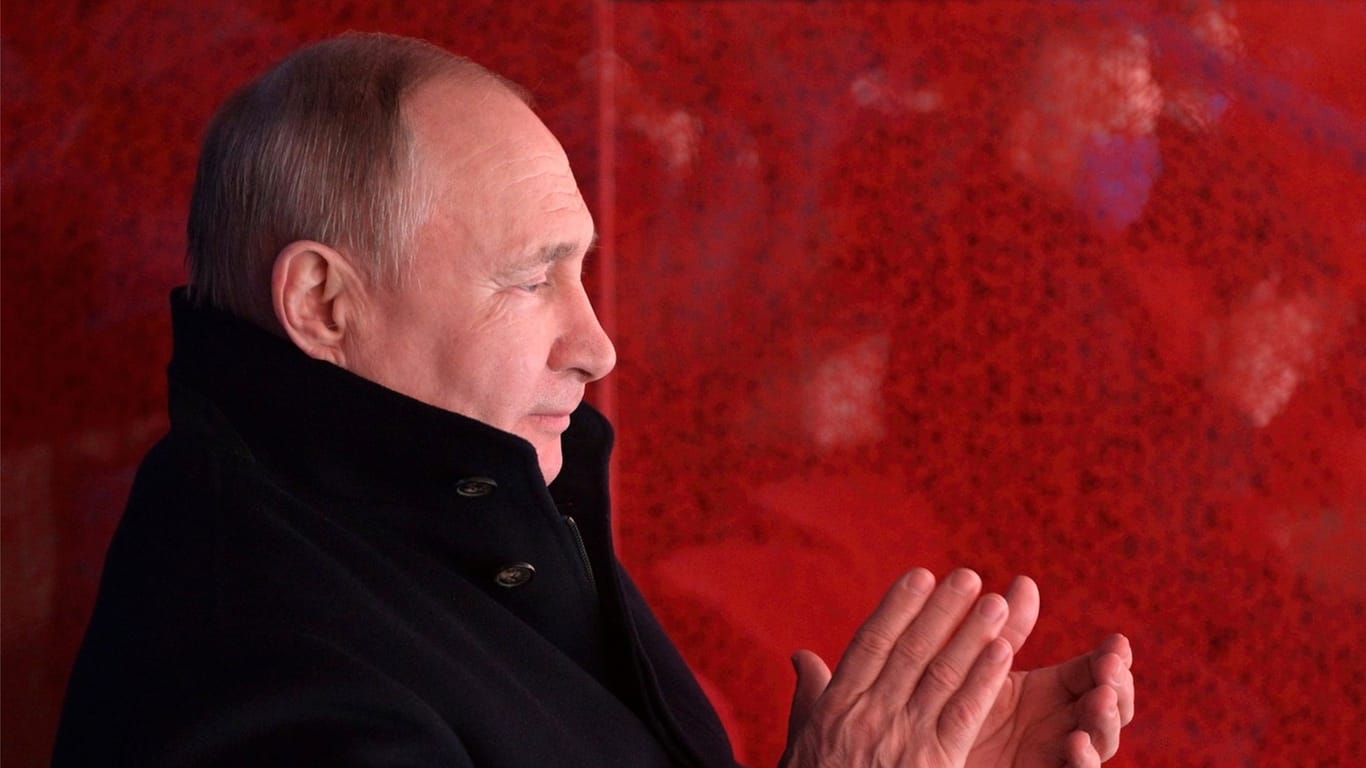 Wladimir Putin: Diktatoren sind das schwächste Glied angesichts der Bedrohung durch KI, sagt Yuval Noah Harari