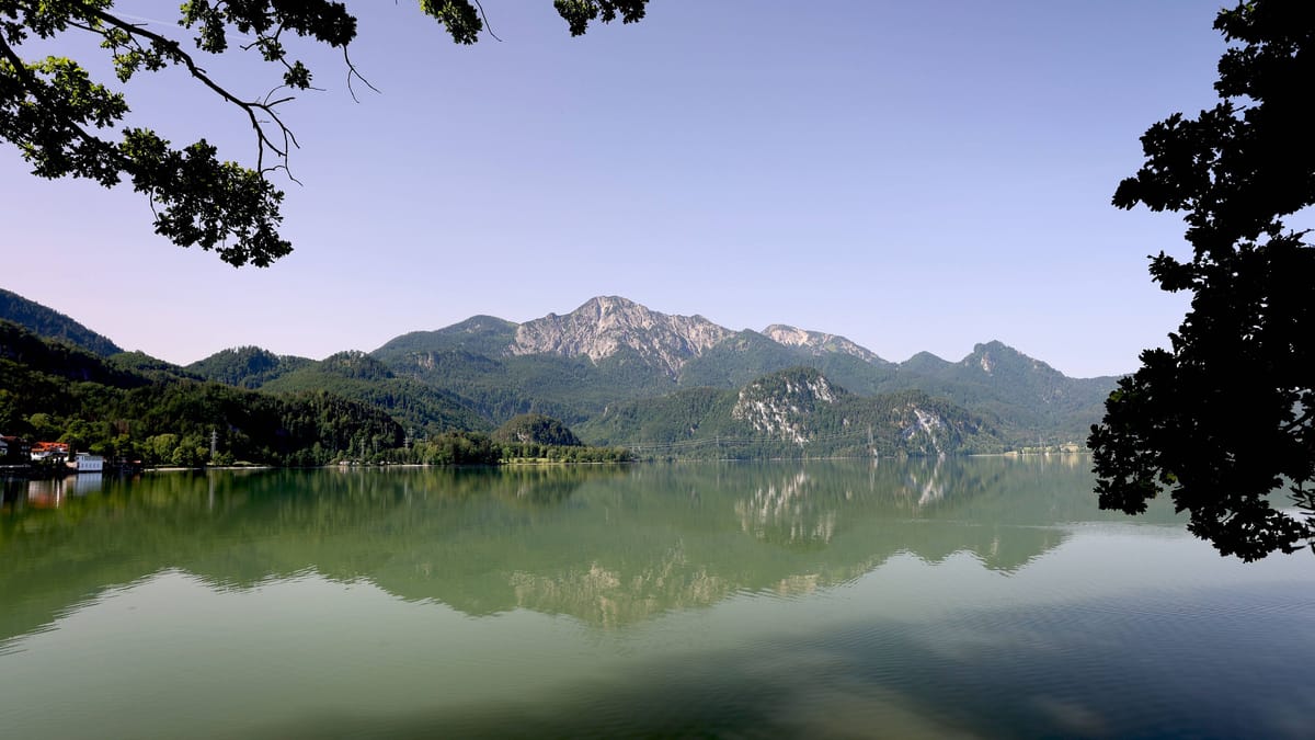 Three people drown in bathing lakes at the weekend