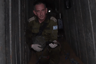 Daniel Hagari: Der israelische Armeesprecher hat ein Video aus dem Tunnel veröffentlicht, in dem zuletzt sechs Geiseln der Hamas starben.