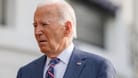 US-Präsident Joe Biden spricht nach dem erneuten Attentatsversuch auf Donald Trump zu Reportern vor dem Weißen Haus.