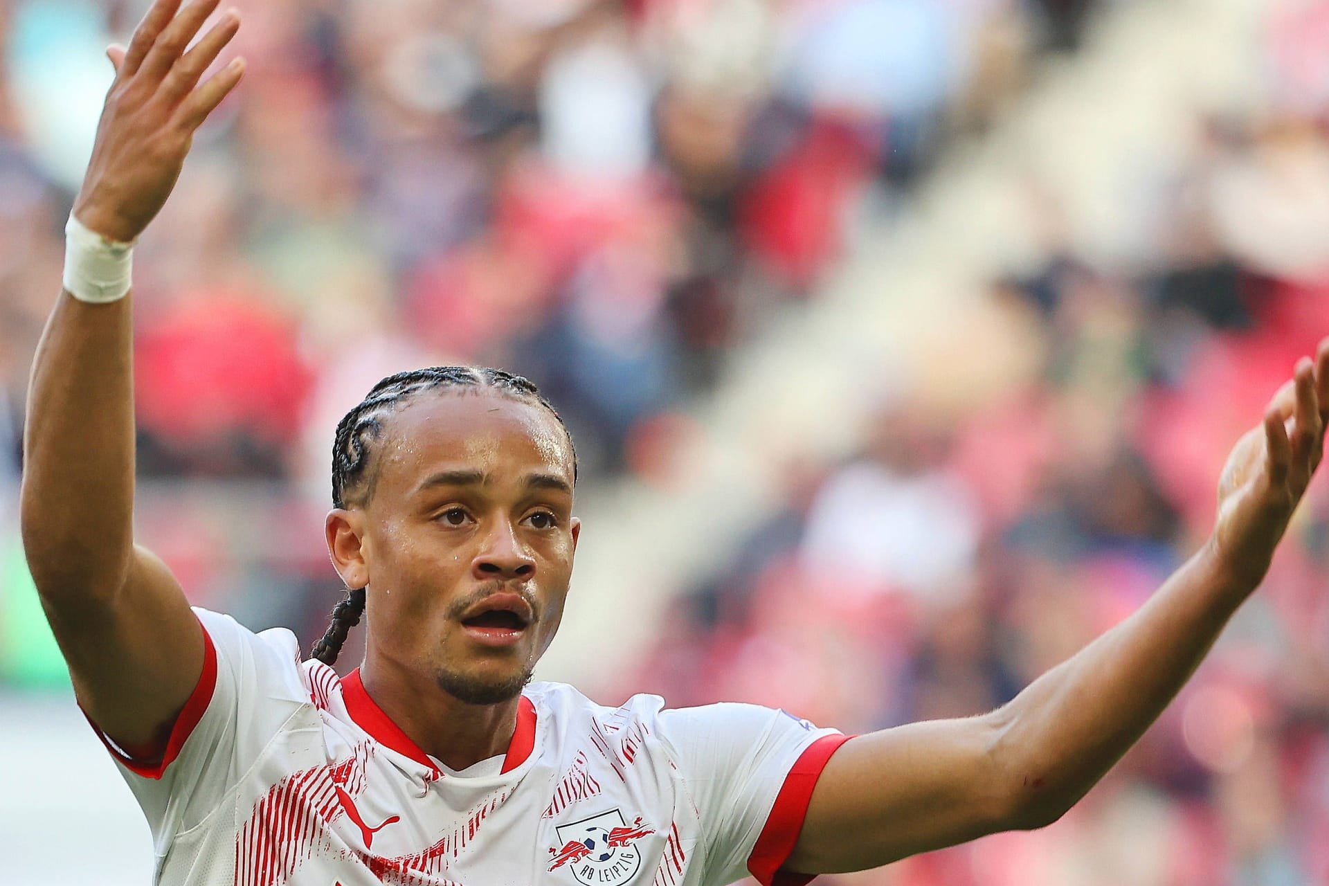 Xavi Simons.