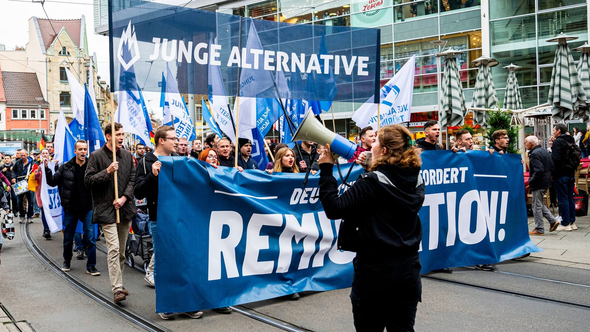 Demonstration der "Jungen Alternative": Sie mobiliseren stark.