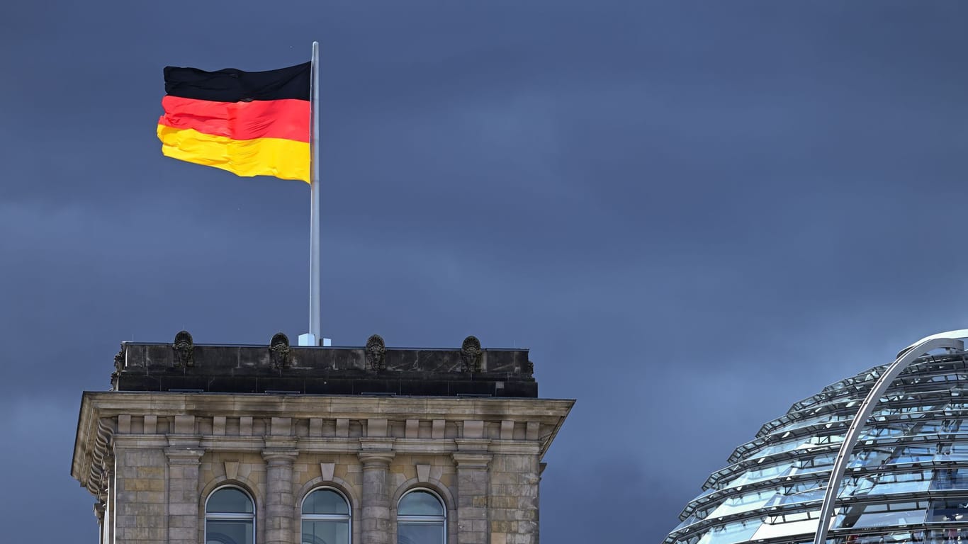 Der Bundestag wird 75