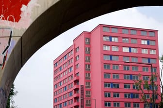 Das "Pascha" an der Hornstraße (Archivfoto): Wurde hier Geld für eine Schleuserbande gewaschen?