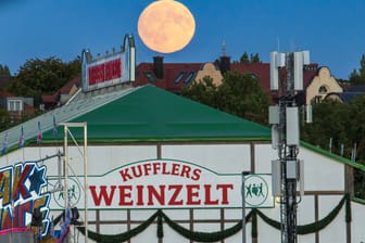 Kufflers Weinzelt auf der Wiesn (Symbolfoto): Das Festzelt zählt zu den bekanntesten der Wiesn.