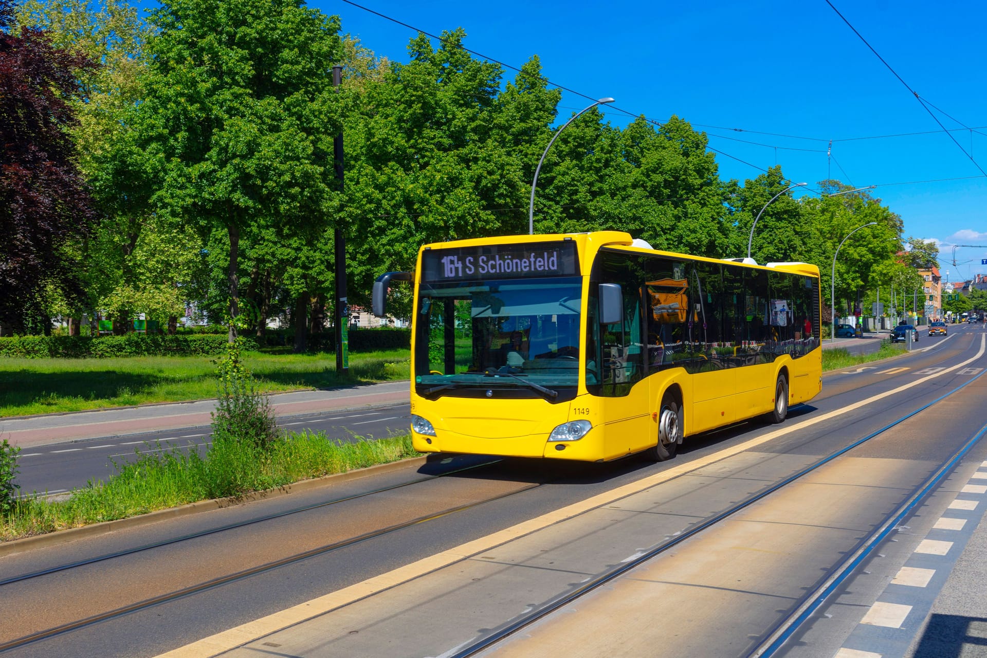 BVG-Bus (Symbolbild): Die Krise bei der BVG spitzt sich zu.