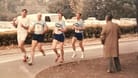 Als der Berlin-Marathon laufen lernte: Die US-Starter um Martin Teague (4. v. l.) während der Premiere des Rennens am 13. Oktober 1974.