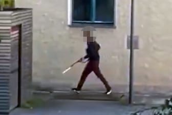 Schüsse in München: Aufnahmen sollen den Täter zeigen.