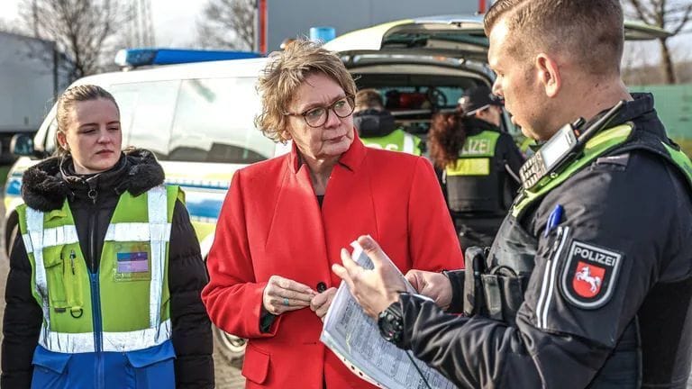 Das Recht auf Asyl werde zu oft missbraucht, findet Daniela Behrens.