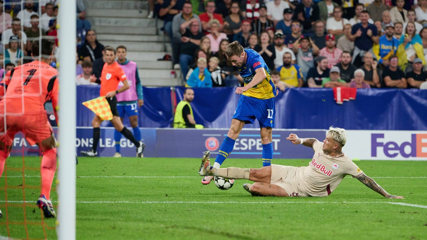 Kiews Vladyslav Vanat bei der Torchance gegen RB Salzburg in der Champions-League-Qualifikation im August (Archivfoto).