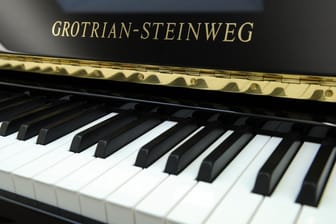 Klavierproduktion bei Grotrian-Steinweg