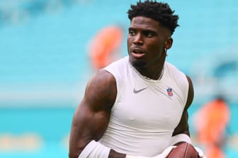 Tyreek Hill in der Saisonvorbereitung mit Miami: Seit 2022 spielt der Wide Receiver für die Dolphins.