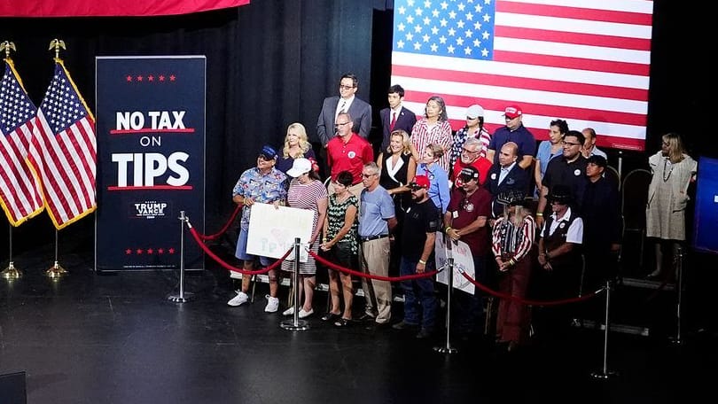 Unterstützer von Donald Trump bei seiner Rede in Tucson (Archivbild): Einige klagten später über Schmerzen in den Augen.