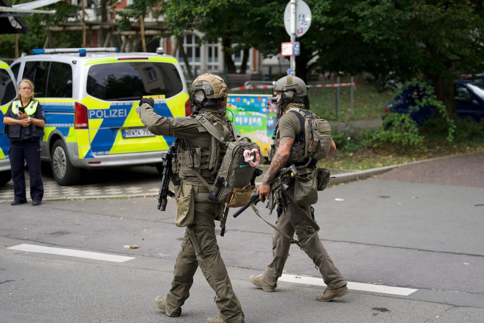 Polizeieinsatz bei Arbeitsagentur in Wuppertal