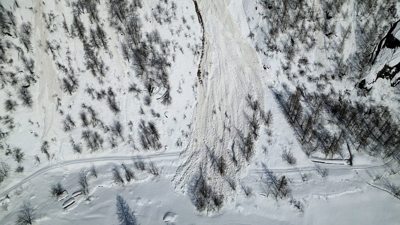 Aostatal in Italien (Symbolbild): Ein Bergsteiger ist bei einem Lawinenunglück ums Leben gekommen.