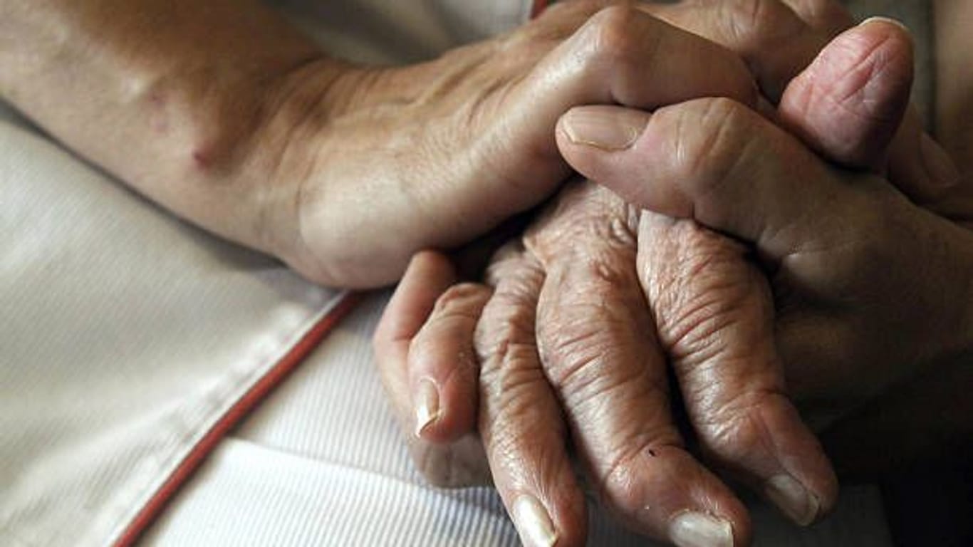 Alzheimerpatient: Die Lebenserwartung hängt davon ab, ob die Krankheit in einem frühen oder in einem späteren Stadium festgestellt wurde.